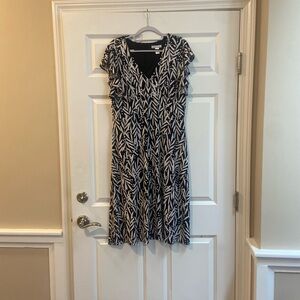 🧡 Women’s ‘London Times’ dress